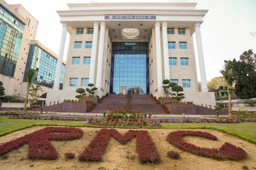 public-building-new-1