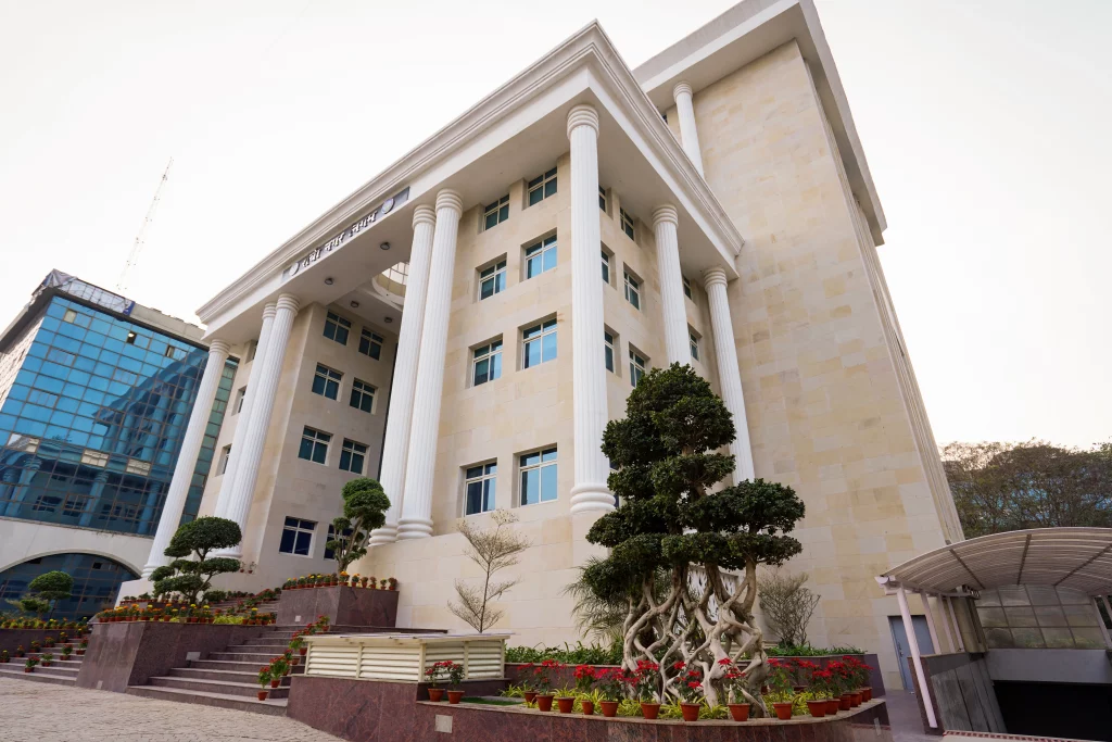 public-building-new-2